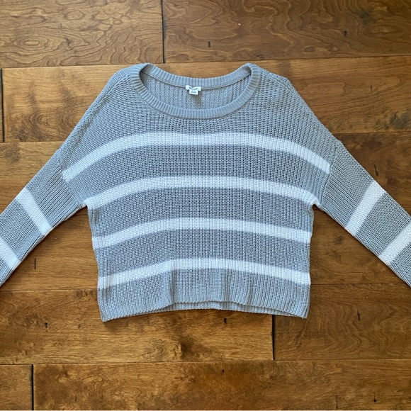 Garage cropped sweater - Picture 1 of 3